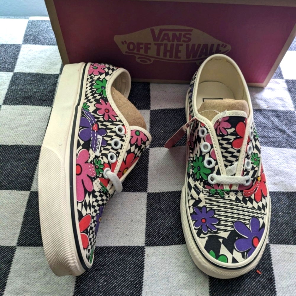 Vans Authentic Women Size 5 Printed Floral Check Marshmallow Classic 092025